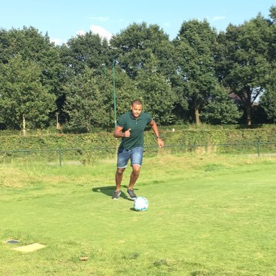 terencevliet's profile picture. Wie niet weg is. is gezien!