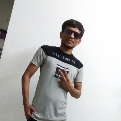 rajputrohit48's profile picture. Working as HR Executive in well known company