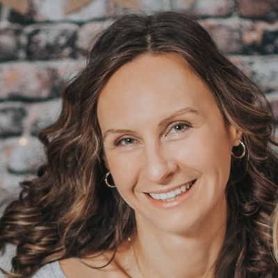 MariaGolarz's profile picture. truth seeker and speaker. she/her.