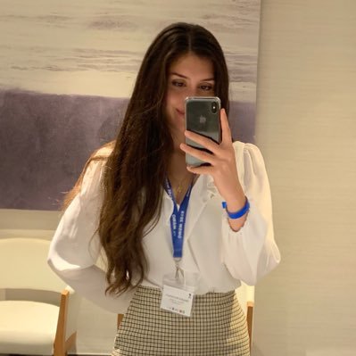 vanessamonts's profile picture. 