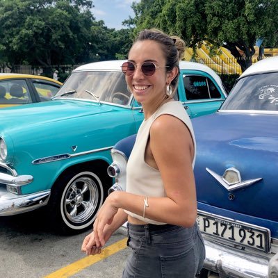 A multicultural Bolivian. Passionate about child development, entrepreneurship, culture, travel and ethical fashion.