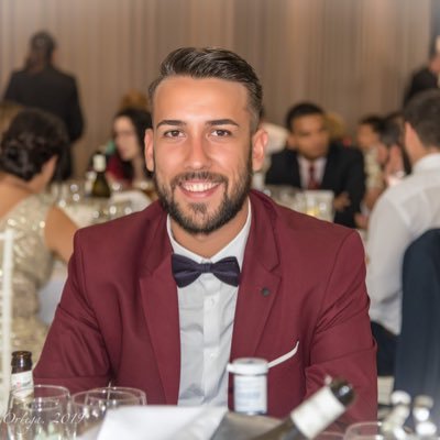 carlos_trata's profile picture. Dame cuerda siempre. Laguita o la vida? elijo la VITA! Ellos iran donde les lleve la mareaaa