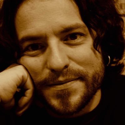 pfdezsevilla's profile picture. Documentalista, bibliotecario, #web y #rrss en @consaludmental. Busco documentos, información y datos que dan japoneses en Congresos y alguien escuchó una vez