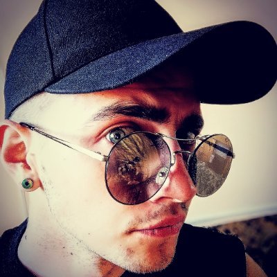 Funcap3's profile picture. Спортсмен.
Неплохо готовлю. Люблю музыку. Люблю тренеровки. Работаю над собой. Развиваюсь.