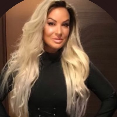 Jo77626761's profile picture. Actor and producer.
Madly in love 😍😍🎉🎉