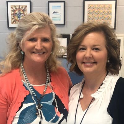 A Superhero Reading Specialist and a Book Loving Library Ladee joining forces to promote strategies that foster a love for reading. Read to Succeed!