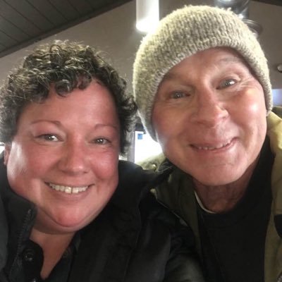 StephanieLauri5's profile picture. 