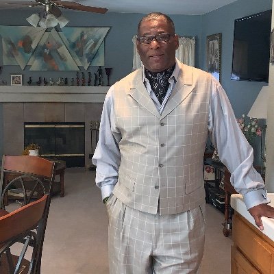 Roland is poise to offer immeasurable results in public speaking and life coaching skills to Veterans Justice Outreach Courts, IOP and MHC. (Army Veteran)