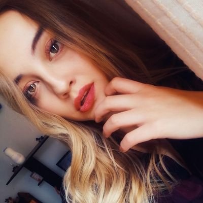 Comunicadora social y periodista, amante del fútbol y política.
📍Bogotá, Colombia 🇨🇴 🌎