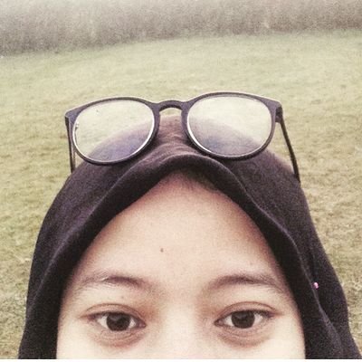 dhita_intani's profile picture. 