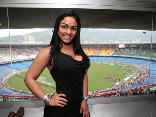 mairaluiza2011's profile picture. Amo curtir, balada, micaretas e diversão são meus alidos! Gosto de viver a vida intensamente e aproveitar cada momento. Beijos.