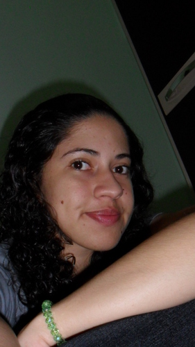 ana_claudia05's profile picture. Sinto crenças que não tenho.
Enlevam-me ânsias que repudio.