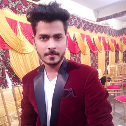 AsadullahAnsa19's profile picture. thoda shayrana andaz hai,
meri yahi khas baat hai😎