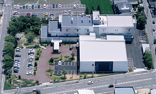 We develop, design, manufacture, and sell various inspection systems making full use of hardware and software technologies, as well as optical electronics.