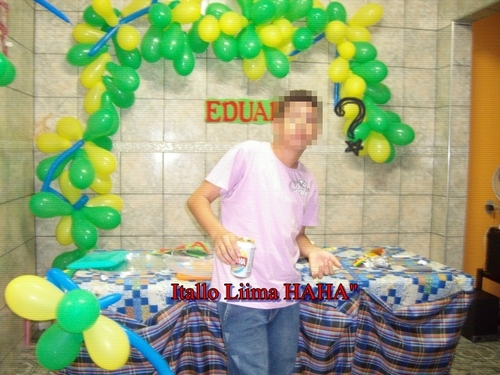 Aquele garoto que Você fala mal paga pal e faz igual!