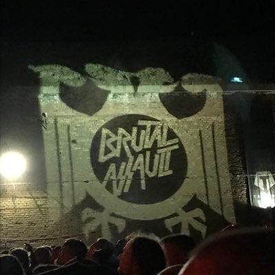 yanaraha_it's profile picture. SIerでインフラエンジニア、最近はPMとプリセールス | 英語とE資格頑張る！ | 趣味 : ギター、酒