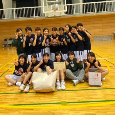 長大女子バスケ部公式Twitterです。日々の様子などをお伝えします！気軽にフォローしてください✌️文教キャンパス総合体育館の2階で練習しています！