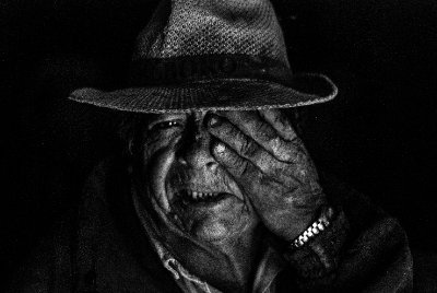 Reportaje fotográfico sobre los productores rurales de origen boliviano en el Valle inferior del Río Chubut (Argentina).