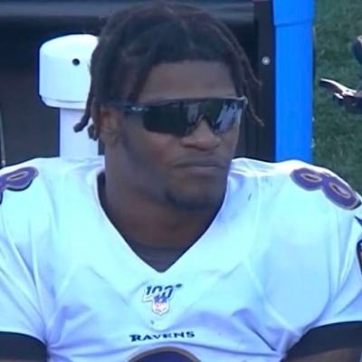 mid_lifeCHRISes's profile picture. life is a broad and she give brain