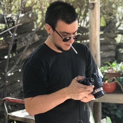 nodyto's profile picture. 🍻
StreetPhotographer