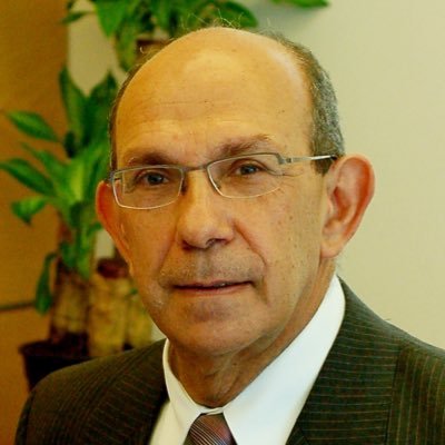 ingeniero, investigador, profesor emérito, consultor, miembro National Academy of Engineering, hijo, hermano, esposo, padre, abuelo