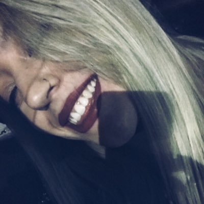 Mariiiiquena's profile picture. Algunas veces, es difícil hacer lo correcto