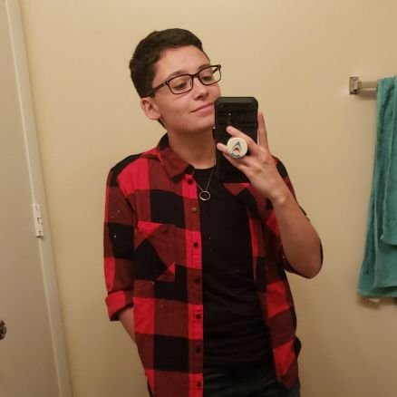 isaacbraimondo's profile picture. breakfast person first, human maybe. 28. he/him