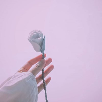 selsa_tuttas's profile picture. sabar, ikhtiar dan tawakkal🍃
