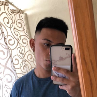 j_yepiz8's profile picture. Emberly Isabella 👼🏽💜                                     V 💜💍