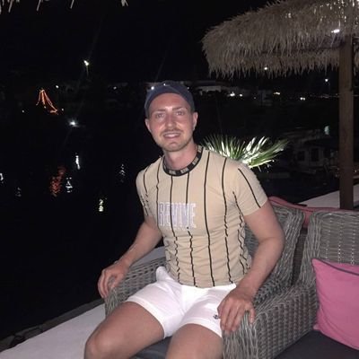 camm542's profile picture. you guys want the tea ? I'm going to bring you the whole god damn kettle