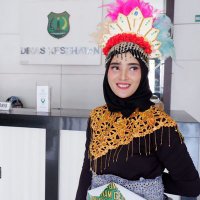 Raisa Indira, S.KM (@raisashasya) 's Twitter Profile