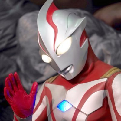 QRT's Ultraman comics with translations, hence a locked account. Updated rarely. No translation requests. Feel free to send a follow request! Run by @dory_tori