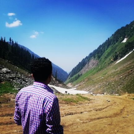 Tahir_bang0sh's profile picture. 