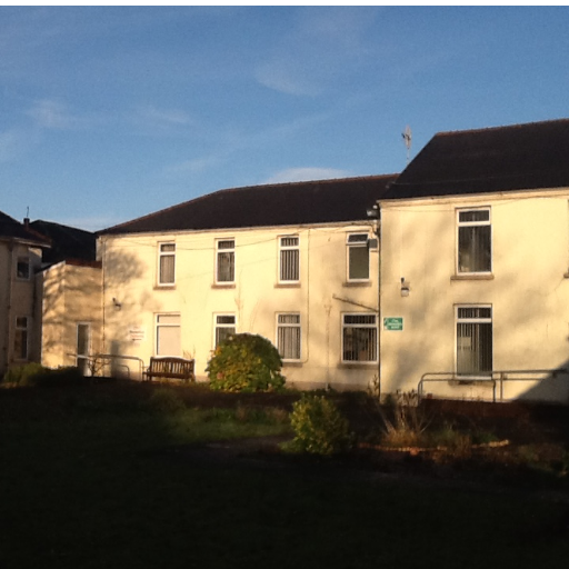 We are Adult Community Learning for the Borough of Caerphilly.