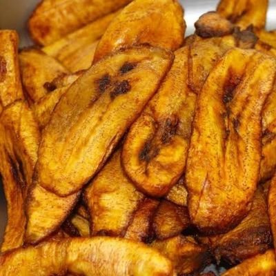 Food enthusiast 
Lover of culinary goodness
Fried plantain maniac