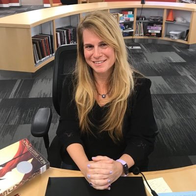 HS Teacher-Librarian (BS, MA, MLIS), U of I iSchool alumni.