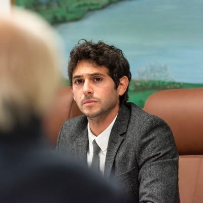 Mayor of Southampton Village. Supporting a vibrant downtown, clean water and an inclusive government. Personal account.