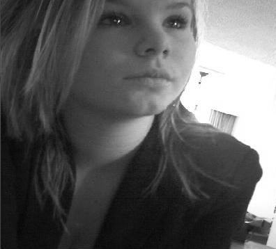 xxliizz's profile picture. You have to take the good with the bad, smile when you're sad, love what you've got, and remember what you had.