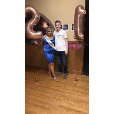 rebecca83488037's profile picture. hairdresser✂️ 21