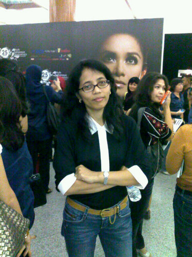 bbeanita's profile picture. I'm happy with my husband and 3 nice children.