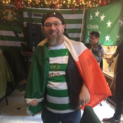 Irish American, very proud of my culture. Live on Long Island, with family originally from Castlerea, County Roscommon. Metalhead born and bred. #COYBIG 🍀🇮🇪