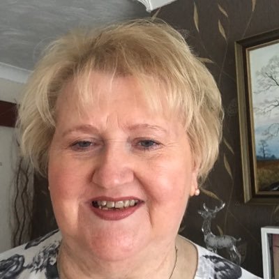 VivFrodsham's profile picture. I am me