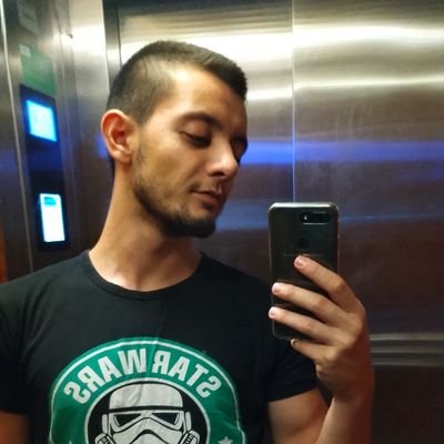 ErhanSozenn's profile picture. ⬛⬜

/
500 metre ileri taşınmıştım, geri geldim