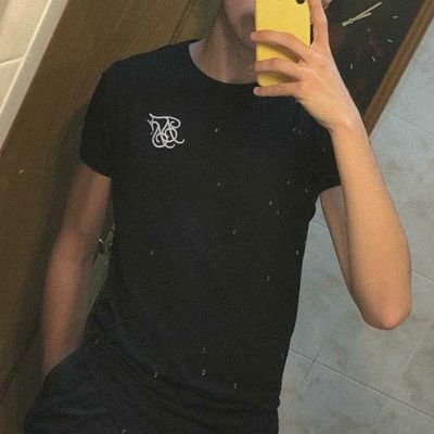 Lucasdavis28's profile picture. 