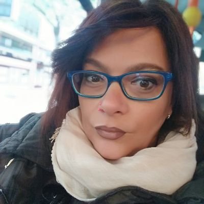 alialex12's profile picture. Música Cine