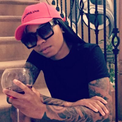 lorbabee's profile picture. 