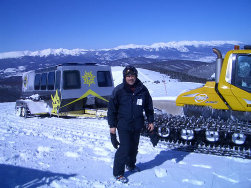 onlySkiing's profile picture. Publisher of http://t.co/hh3rkAoEYb, a specialty sporting site focused only on the sport of skiing and snowboarding.