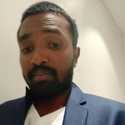 Prasann15843414's profile picture. fuck fake people