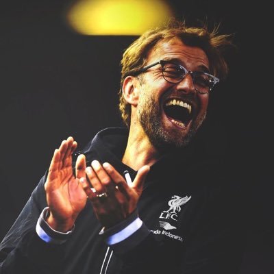 Azo_cruz's profile picture. 