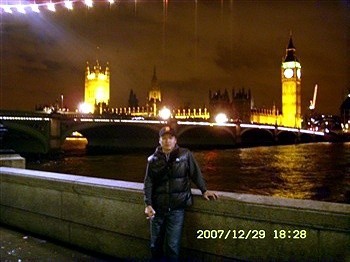 chanwoongpark's profile picture. Still dream.alchol.drive.movie.music.sleep.meet.talk.eat.